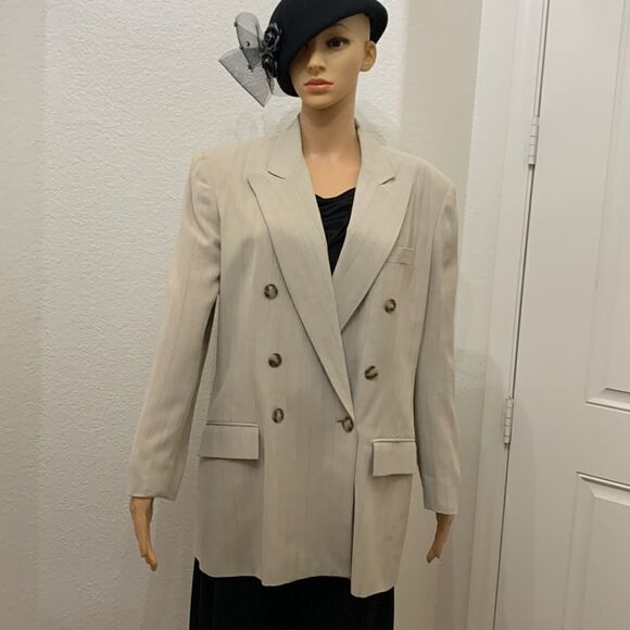 Ann Taylor Size 10 Button Front Pockets Slimming Pin Stripe Woman’s Suit Jacket - Picture 1 of 11